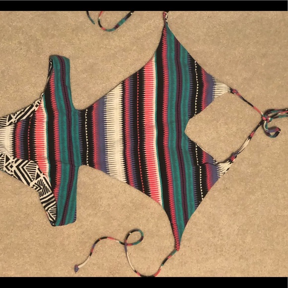 Roxy Cut-Out One-Piece Bathing Suit - Picture 4 of 8